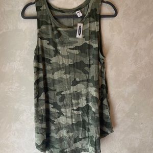 Old Navy green camo tank top